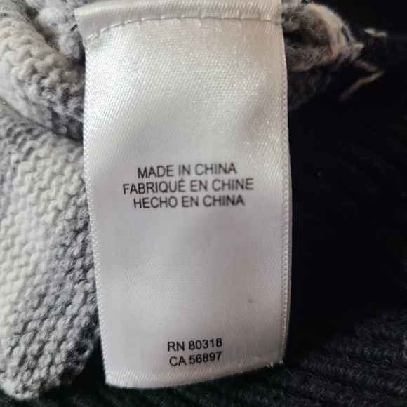 Lucky Brand Women’s gray black striped sweater - Picture 12 of 13